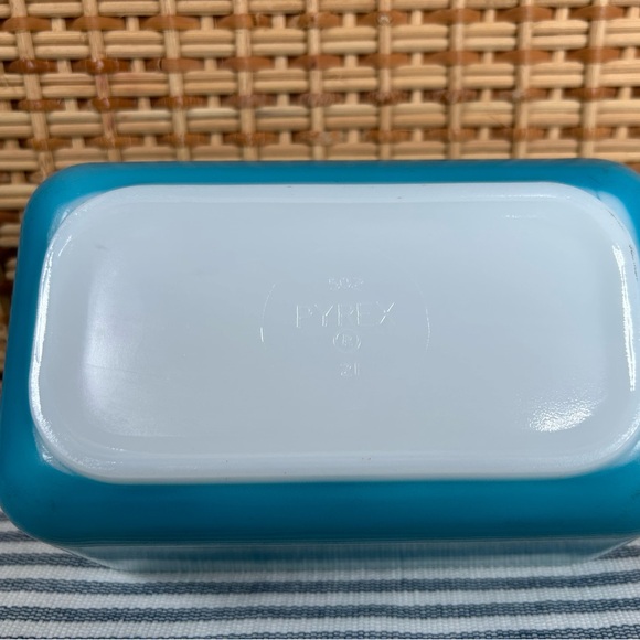 Pyrex 502 Fridge dish without Lid - Picture 3 of 15